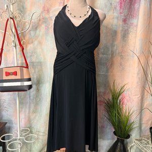 📌Tummy Covering Black Neck-holder Dress with Woven Element